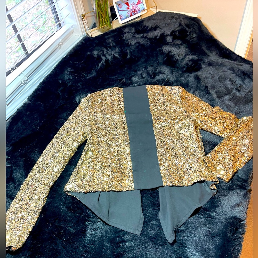 Gold open front sequins blazer